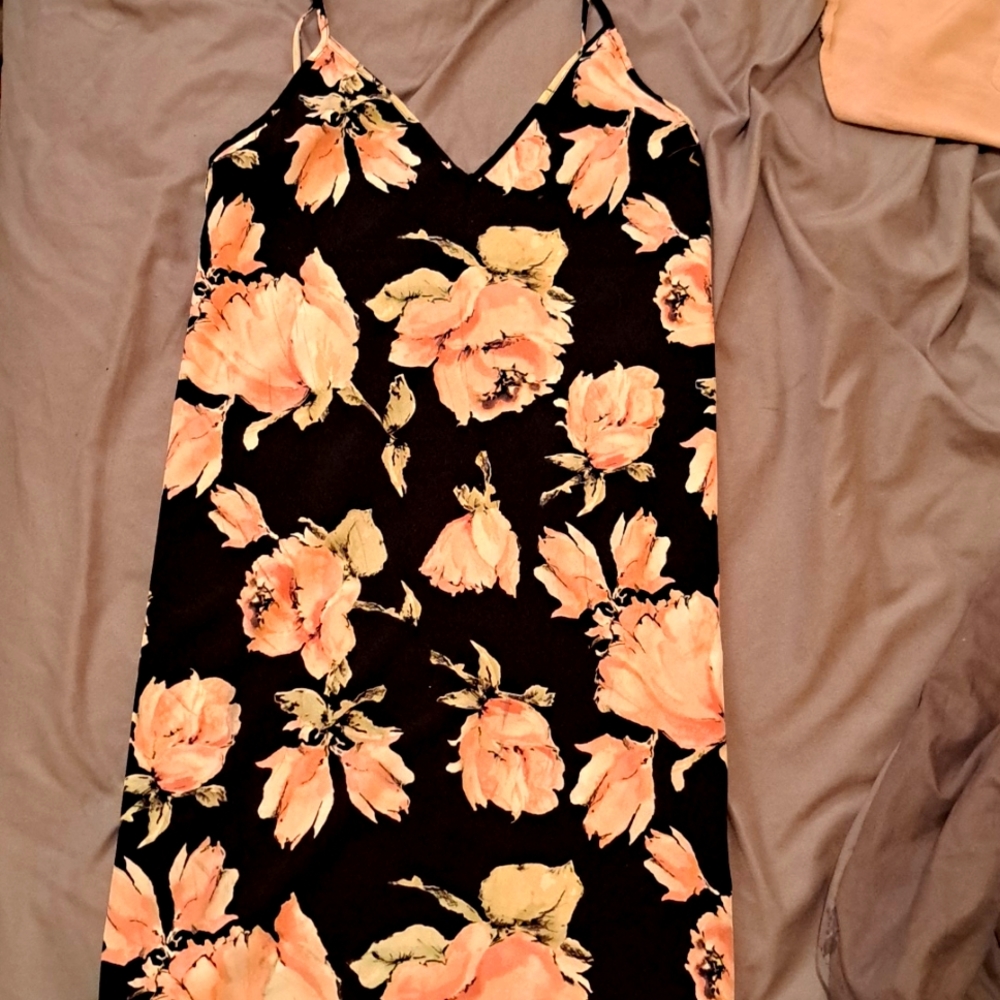 Summer dress looks amazing on